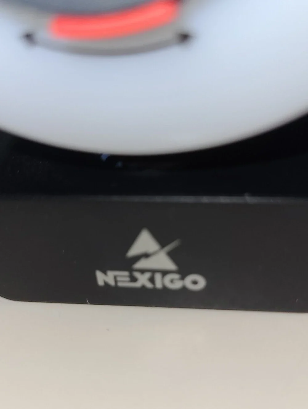 Nexigo 1080p 60FPS Autofocus Webcam with White Ring Light